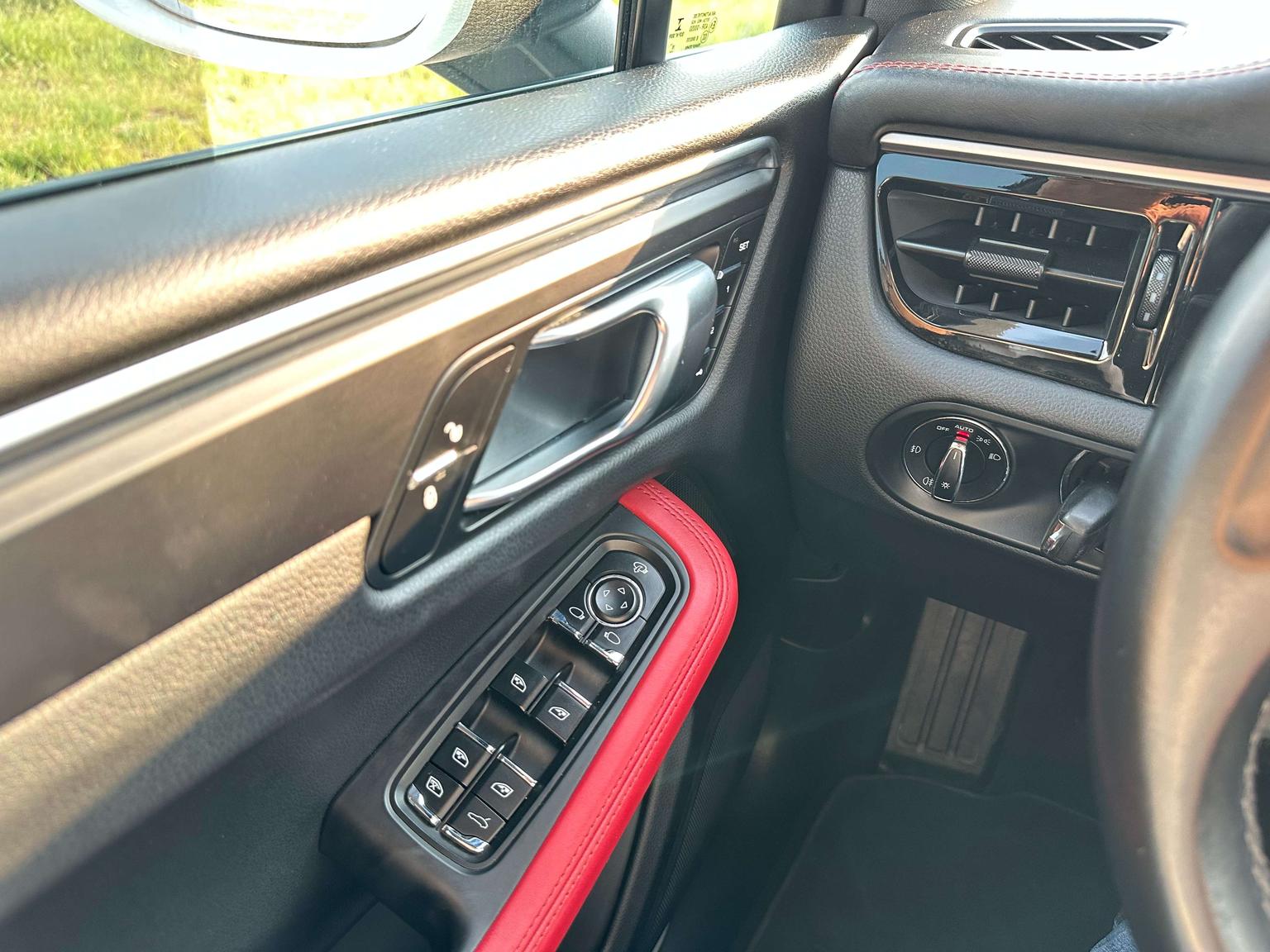 Macan 2014 Macan 2.0T