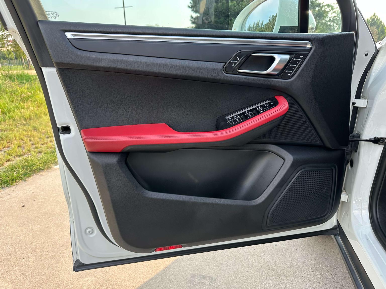 Macan 2014 Macan 2.0T