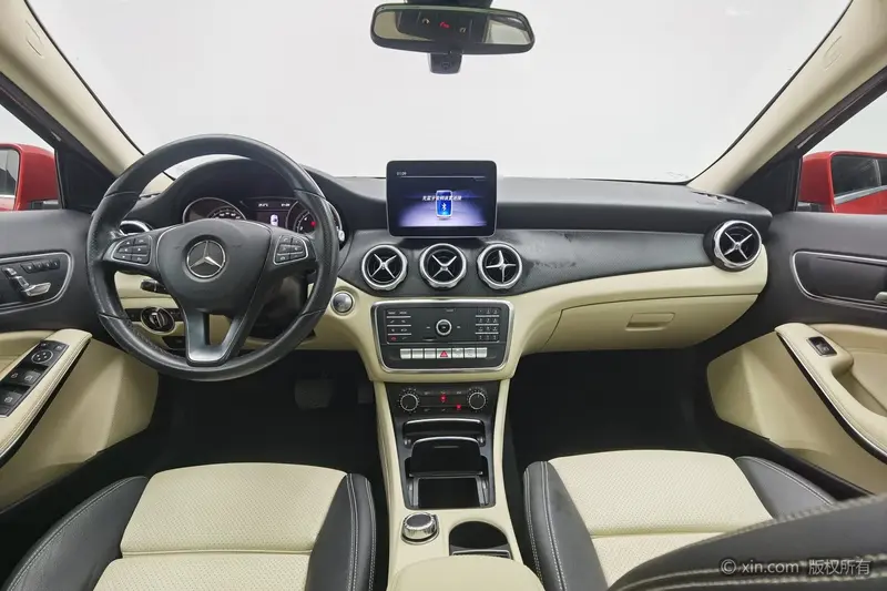 Mercedes-Benz GLA 2018 GLA 200 Dynamic