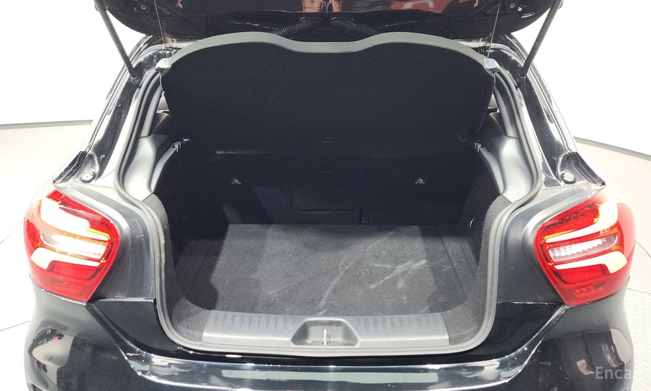 Benz A-Class W176 A45 AMG 4MATIC 2017