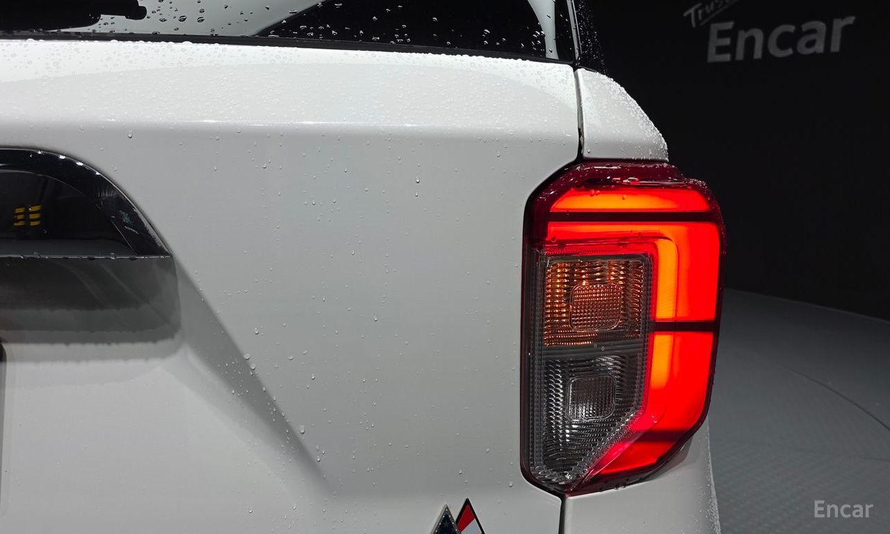 Ford Explorer 6th generation 3.0 PHEV 2021