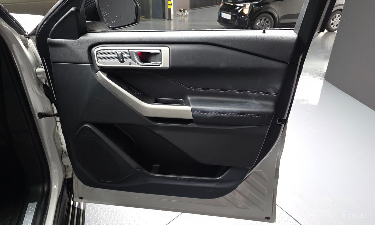Ford Explorer 6th generation 3.0 PHEV 2021