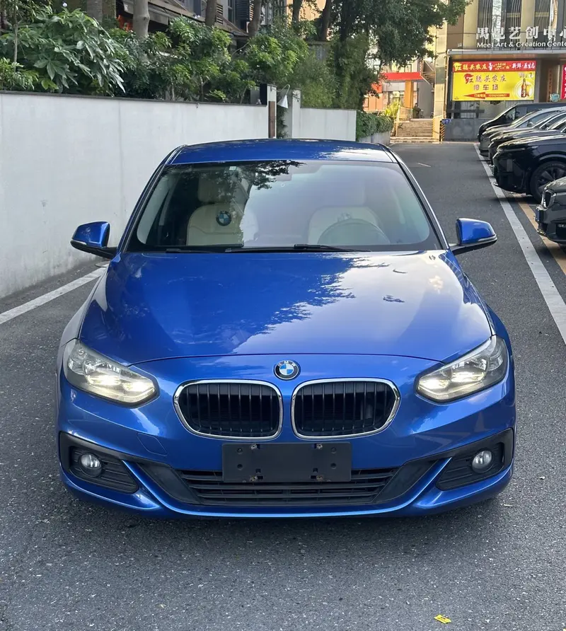 BMW 1 Series 2017 118i Fashion Model