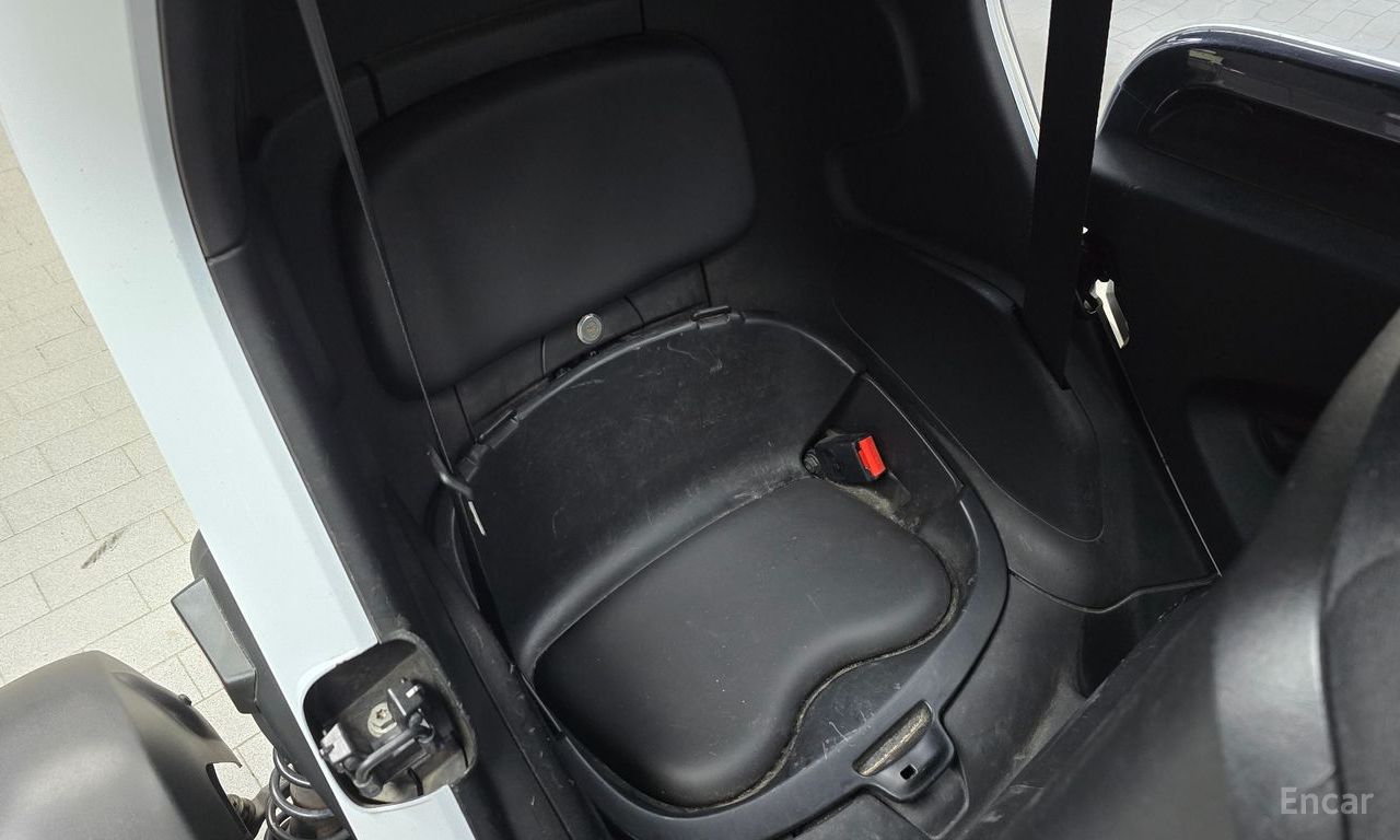 Renault Korea (Samsung) Twizy Life (2-seater) 2020