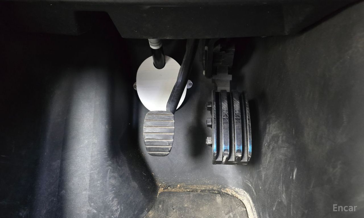Renault Korea (Samsung) Twizy Intense (2-seater) 2018