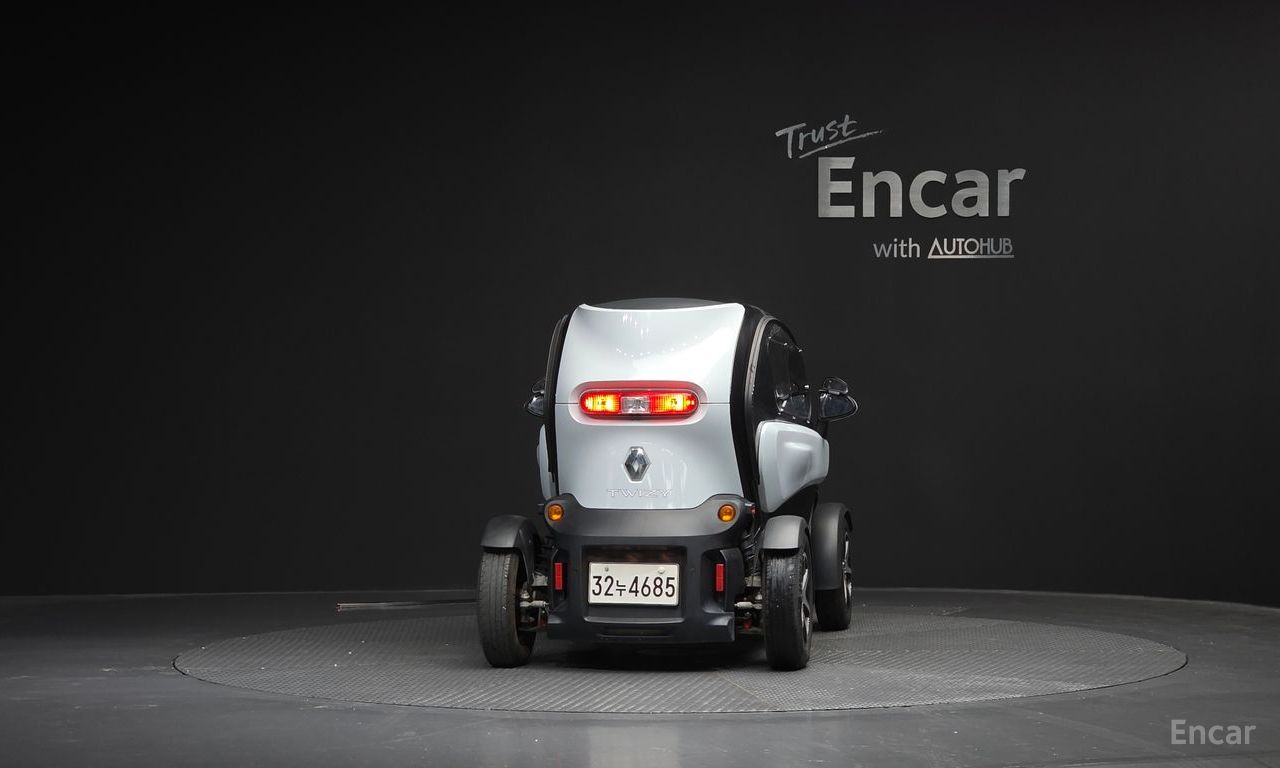 Renault Korea (Samsung) Twizy Intense (2-seater) 2019