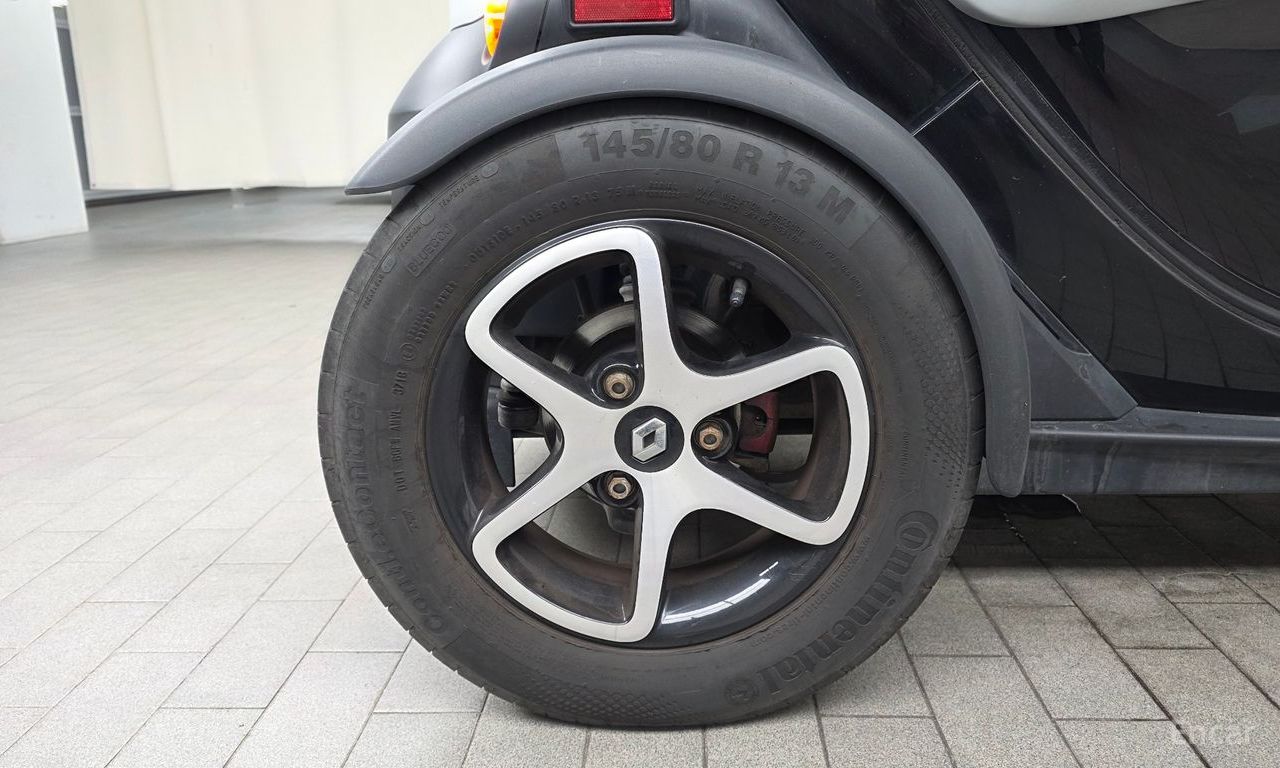 Renault Korea (Samsung) Twizy Intense (2-seater) 2019