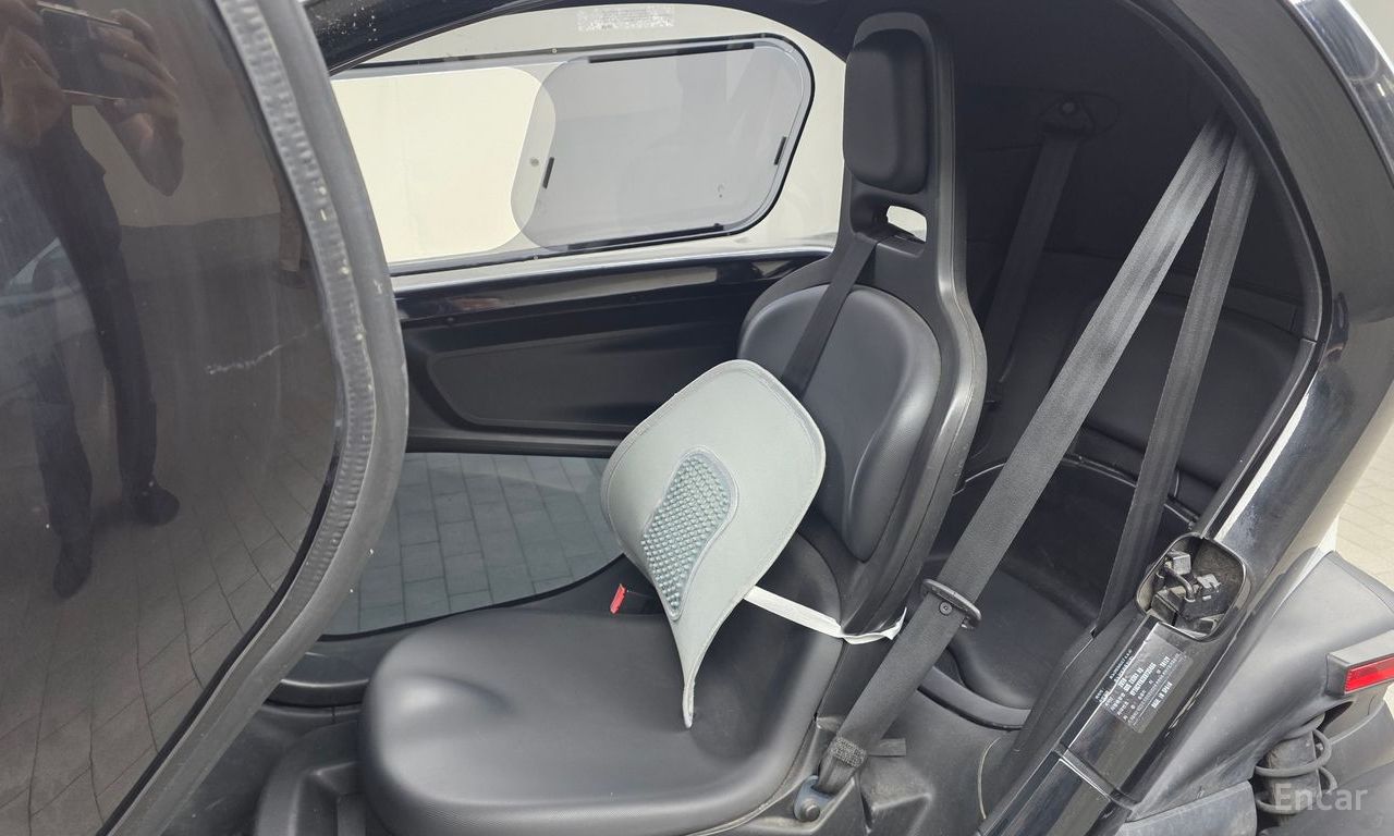 Renault Korea (Samsung) Twizy Intense (2-seater) 2019