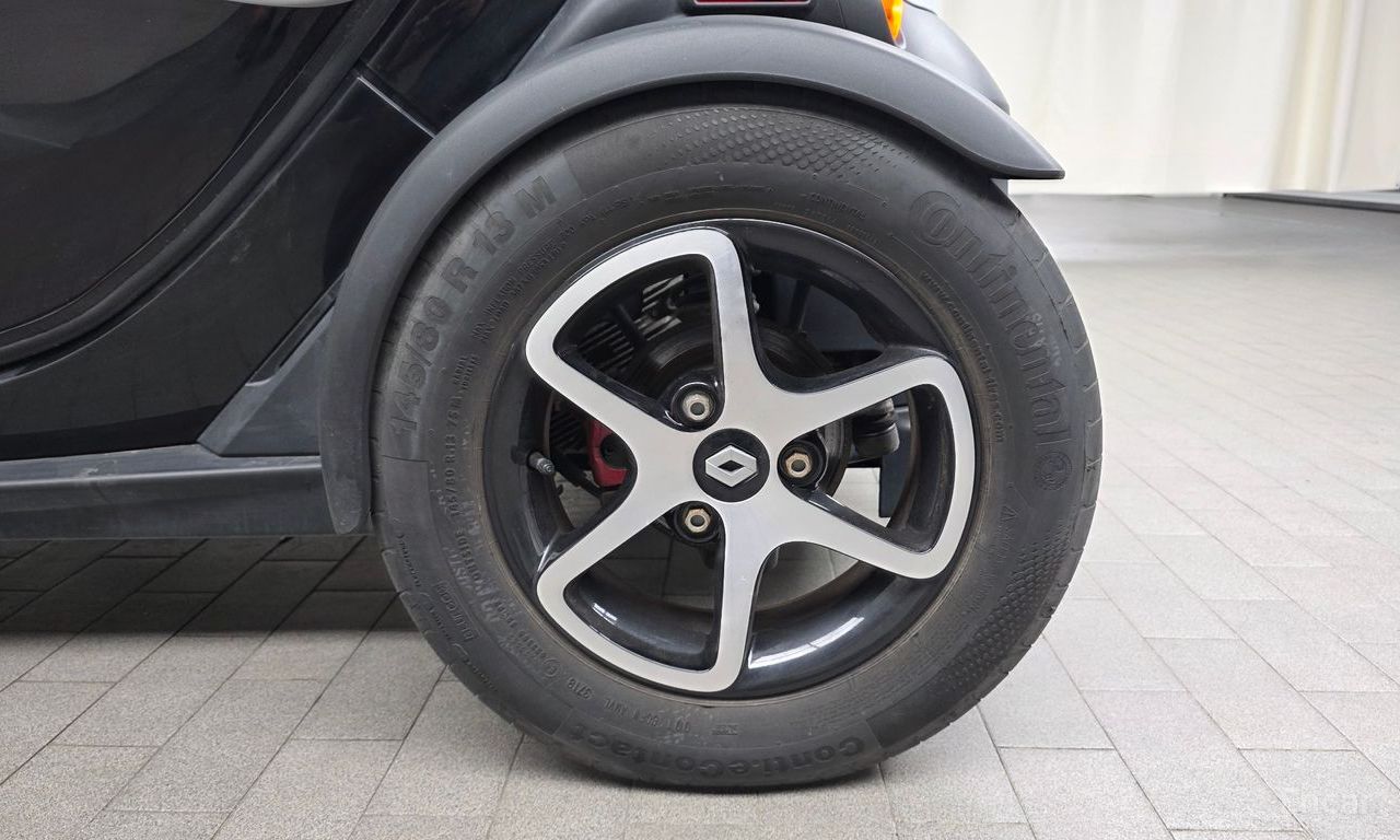 Renault Korea (Samsung) Twizy Intense (2-seater) 2019