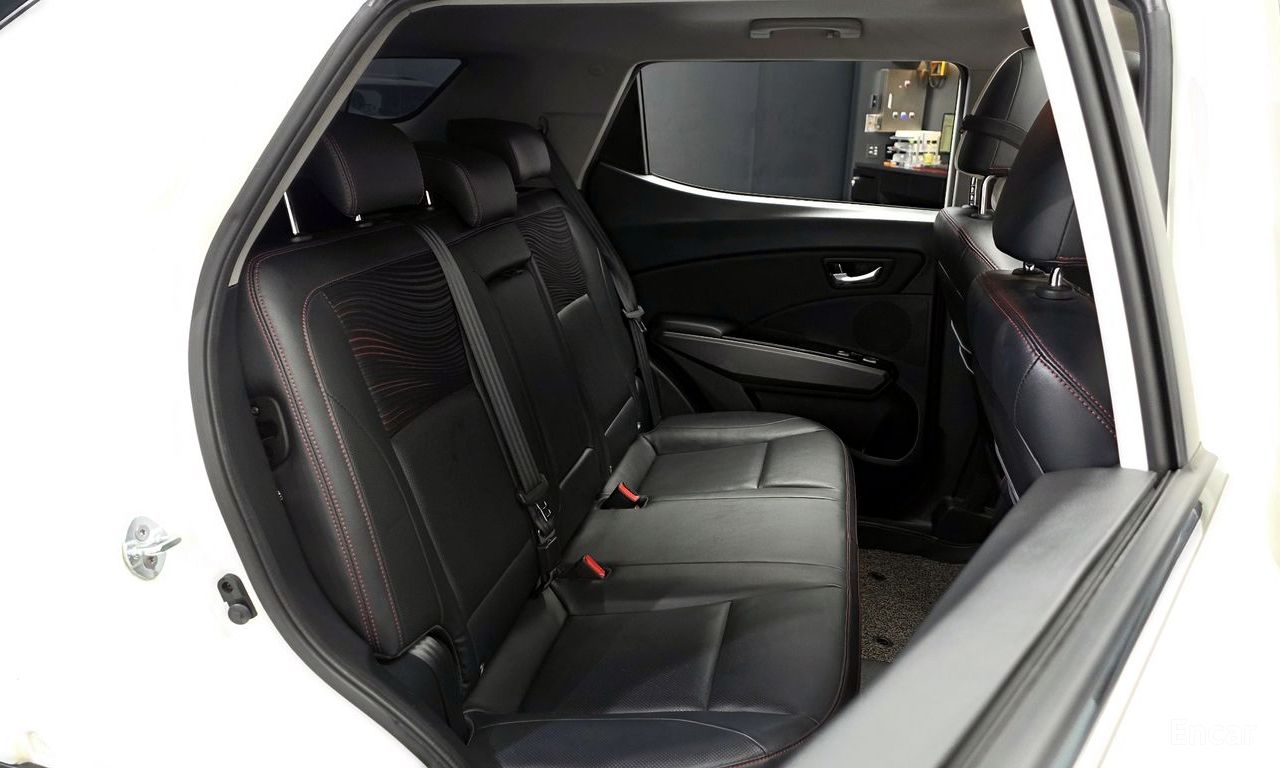 KG Mobility (Ssangyong) Tivoli Air Diesel IX 2WD 2017