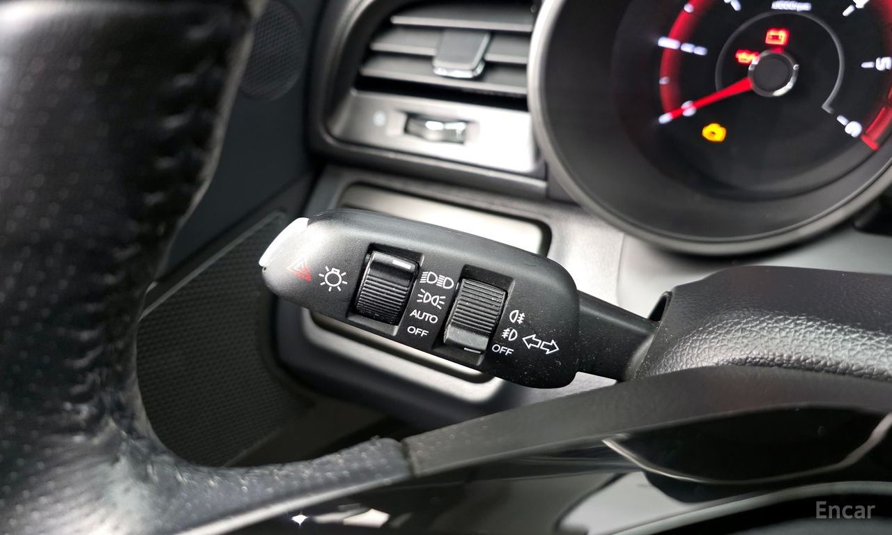 KG Mobility (Ssangyong) Tivoli Air Diesel IX 2WD 2017