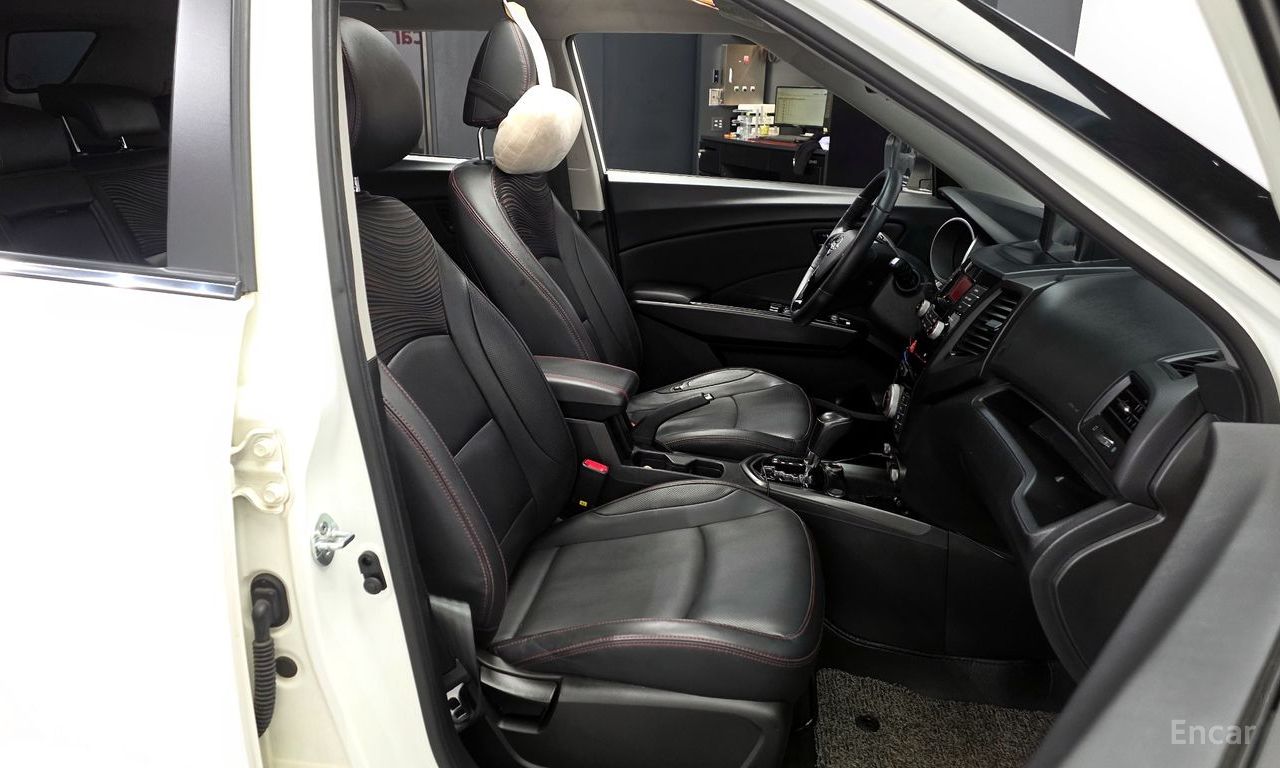 KG Mobility (Ssangyong) Tivoli Air Diesel IX 2WD 2017