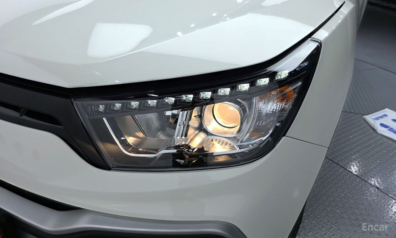 KG Mobility (Ssangyong) Tivoli Air Diesel IX 2WD 2017