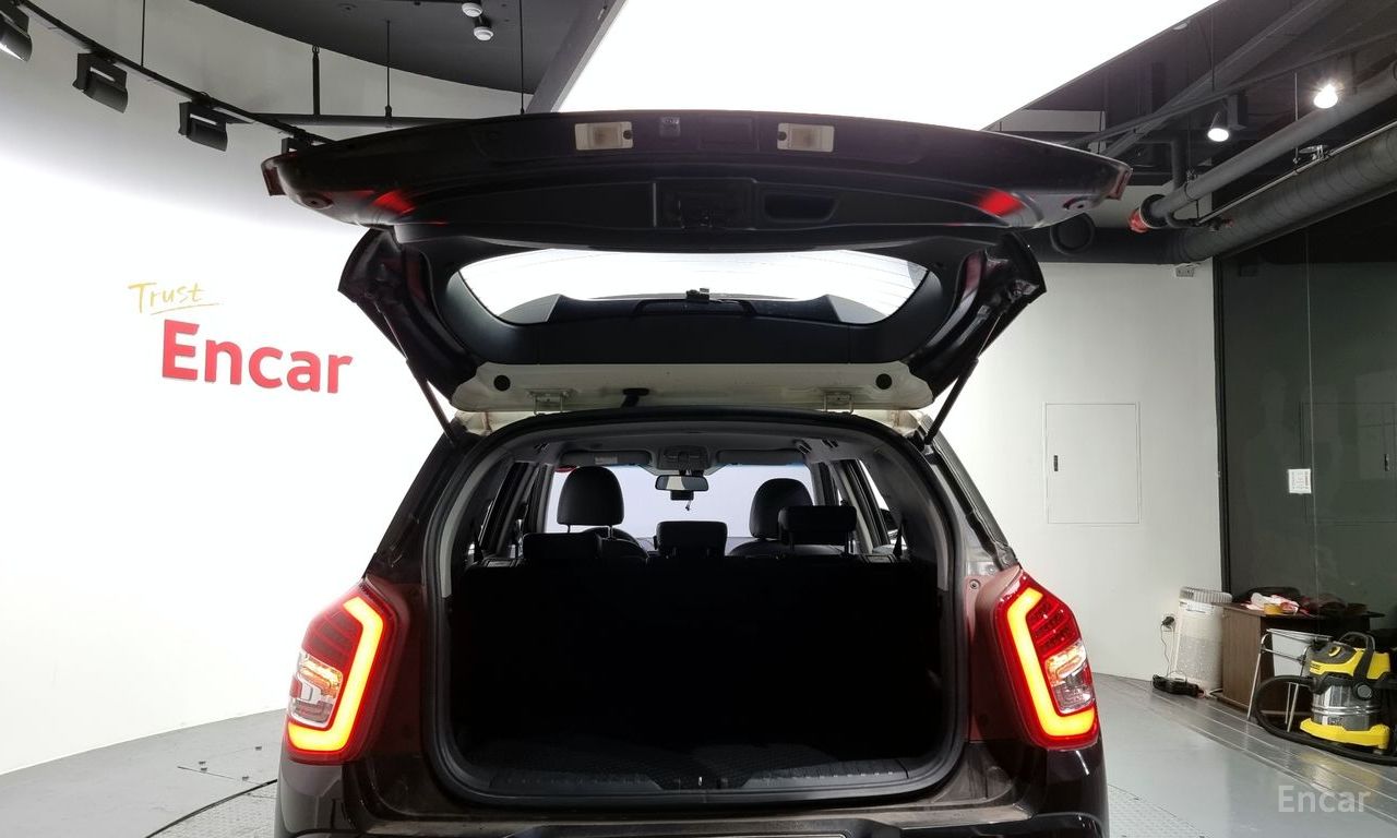 KG Mobility (Ssangyong) Tivoli Air Diesel IX 2WD 2016