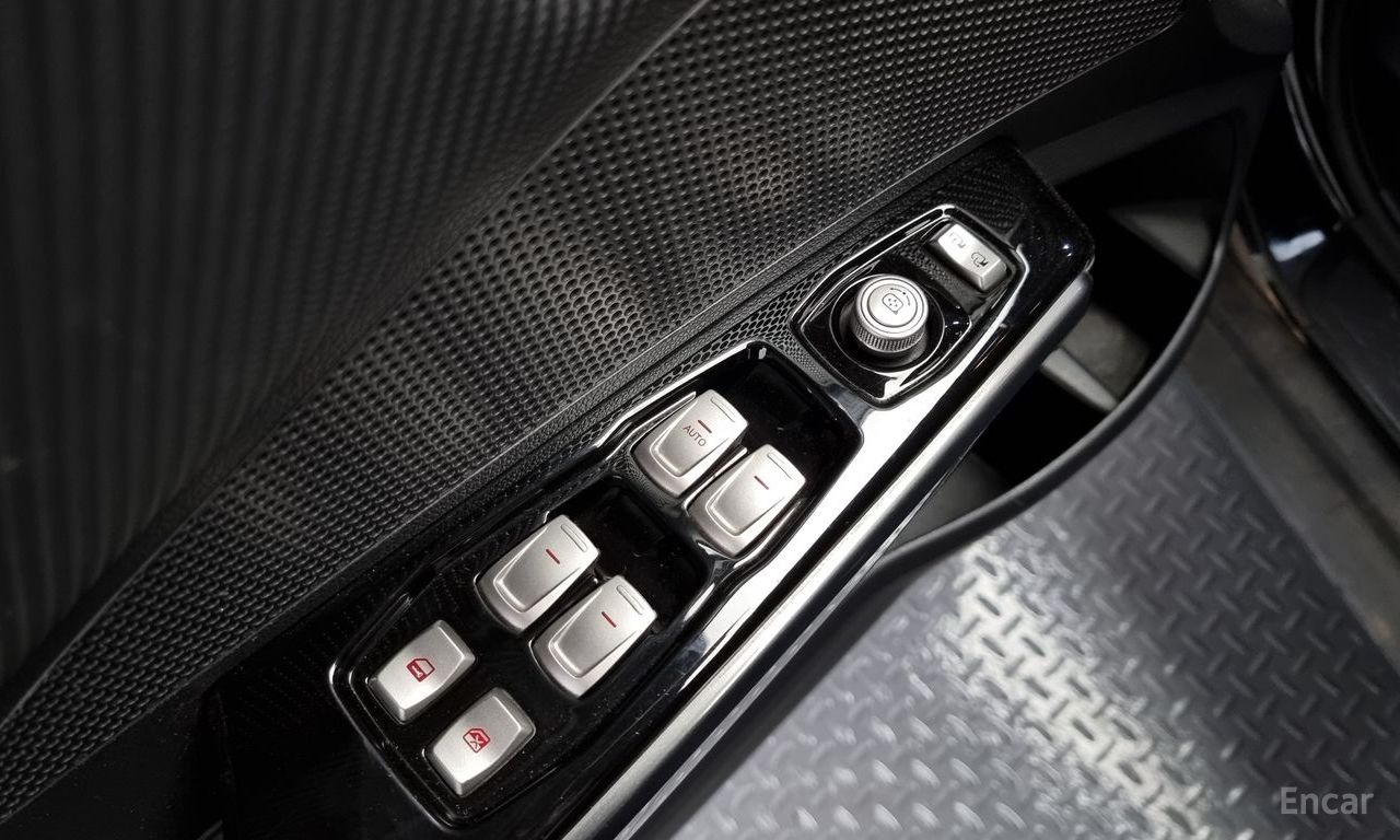 KG Mobility (Ssangyong) Tivoli Air Diesel IX 2WD 2016