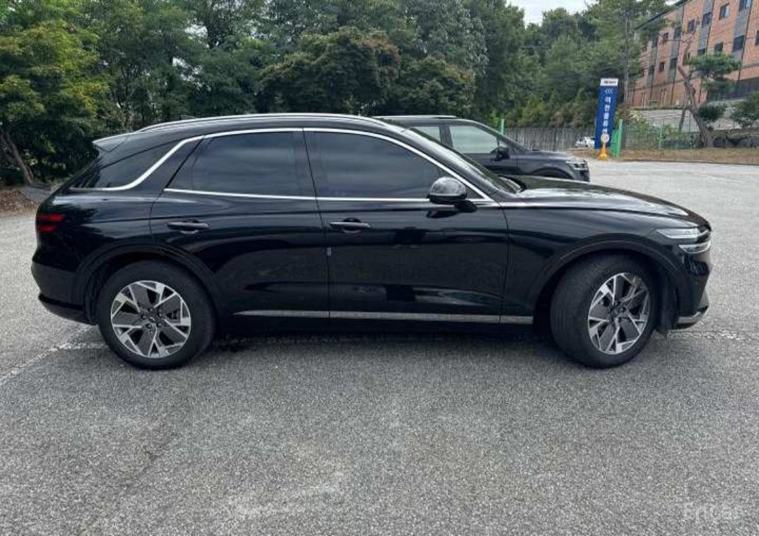 Genesis Electrified GV70 e-AWD 2024