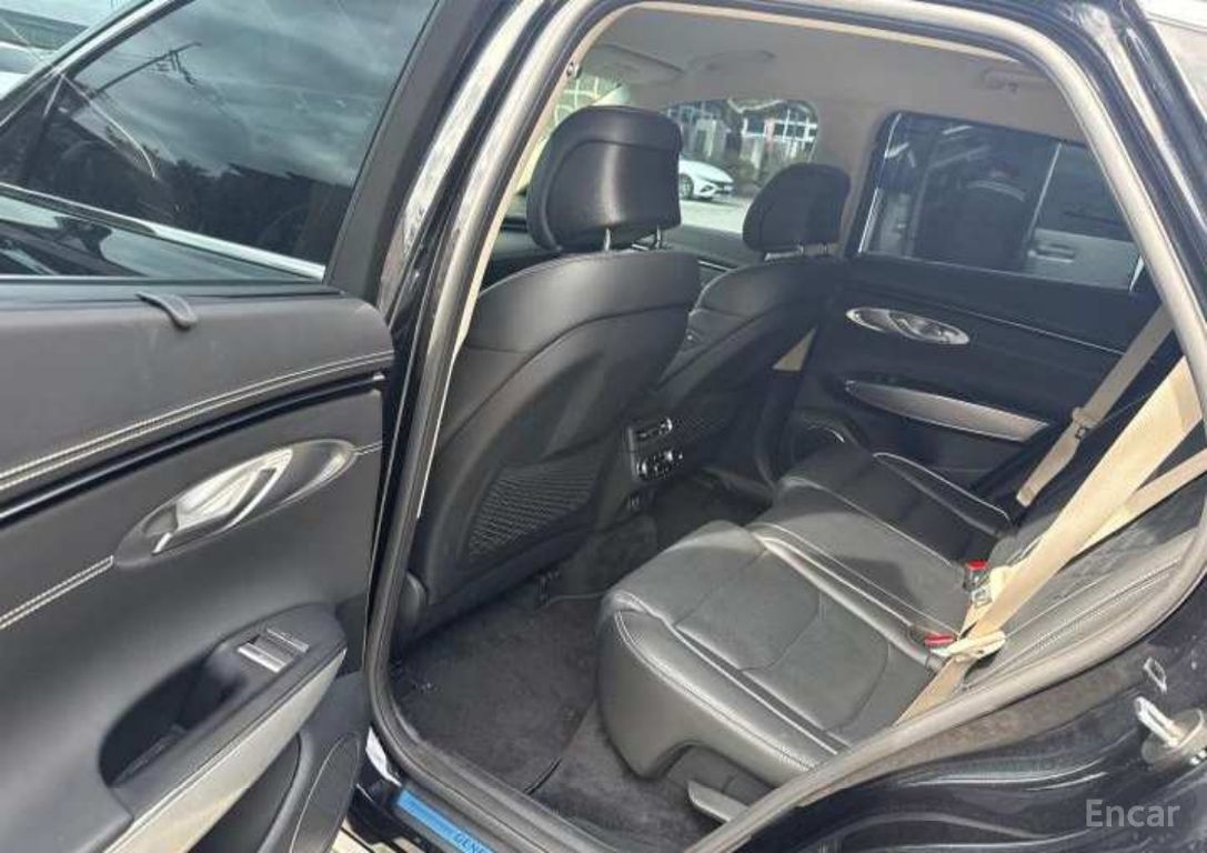 Genesis Electrified GV70 e-AWD 2024