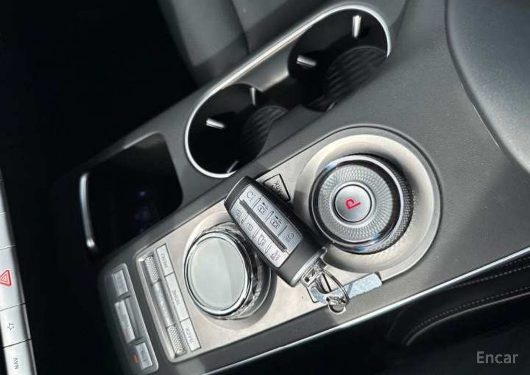 Genesis Electrified GV70 e-AWD 2024