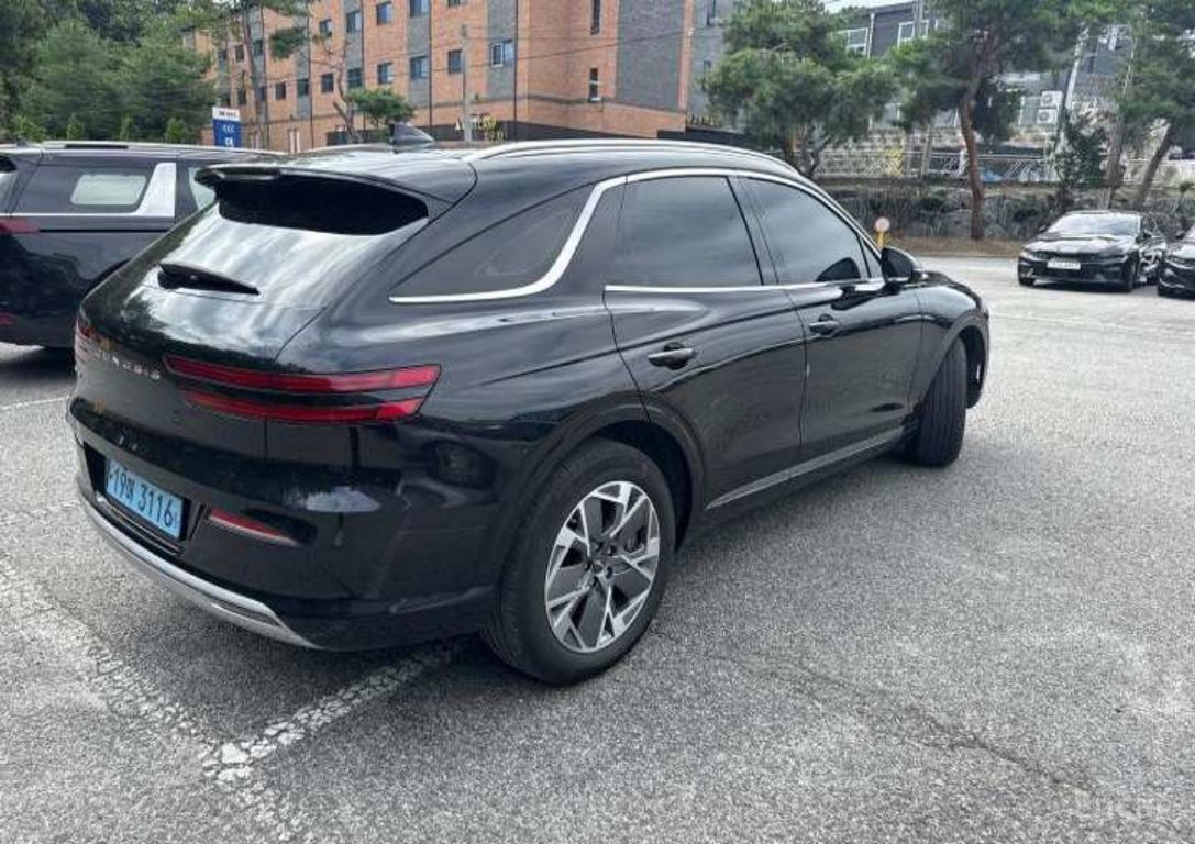 Genesis Electrified GV70 e-AWD 2024