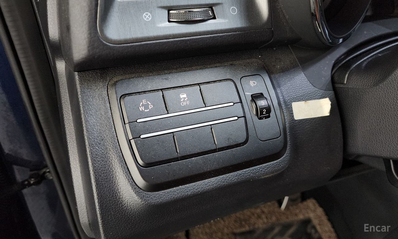 KG Mobility (Ssangyong) Tivoli Armor Diesel Gear Edition 2WD 2018