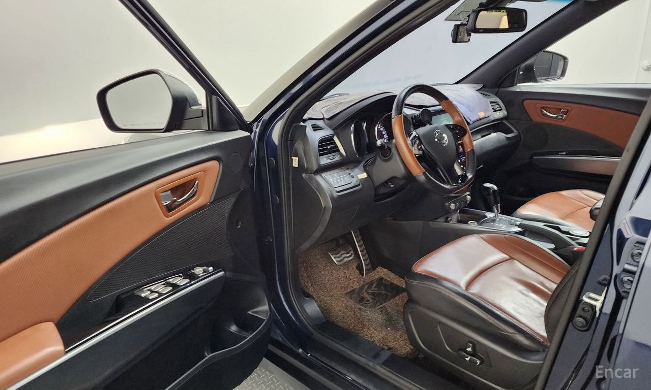 KG Mobility (Ssangyong) Tivoli Armor Diesel Gear Edition 2WD 2018