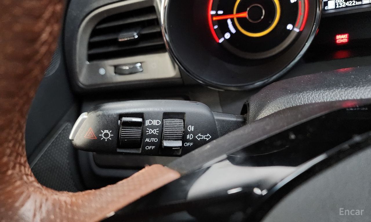 KG Mobility (Ssangyong) Tivoli Armor Diesel Gear Edition 2WD 2018