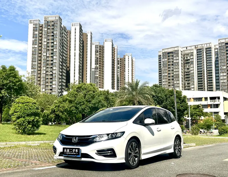 Jade 2017 210TURBO CVT Fashion Edition 5 seats
