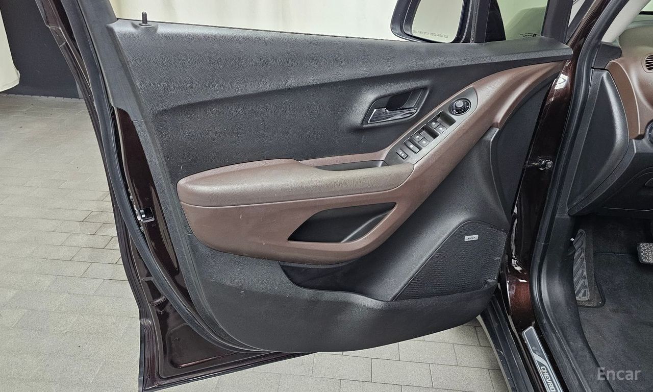 Chevrolet (GM Daewoo) Trax 1.4 LTZ 2014