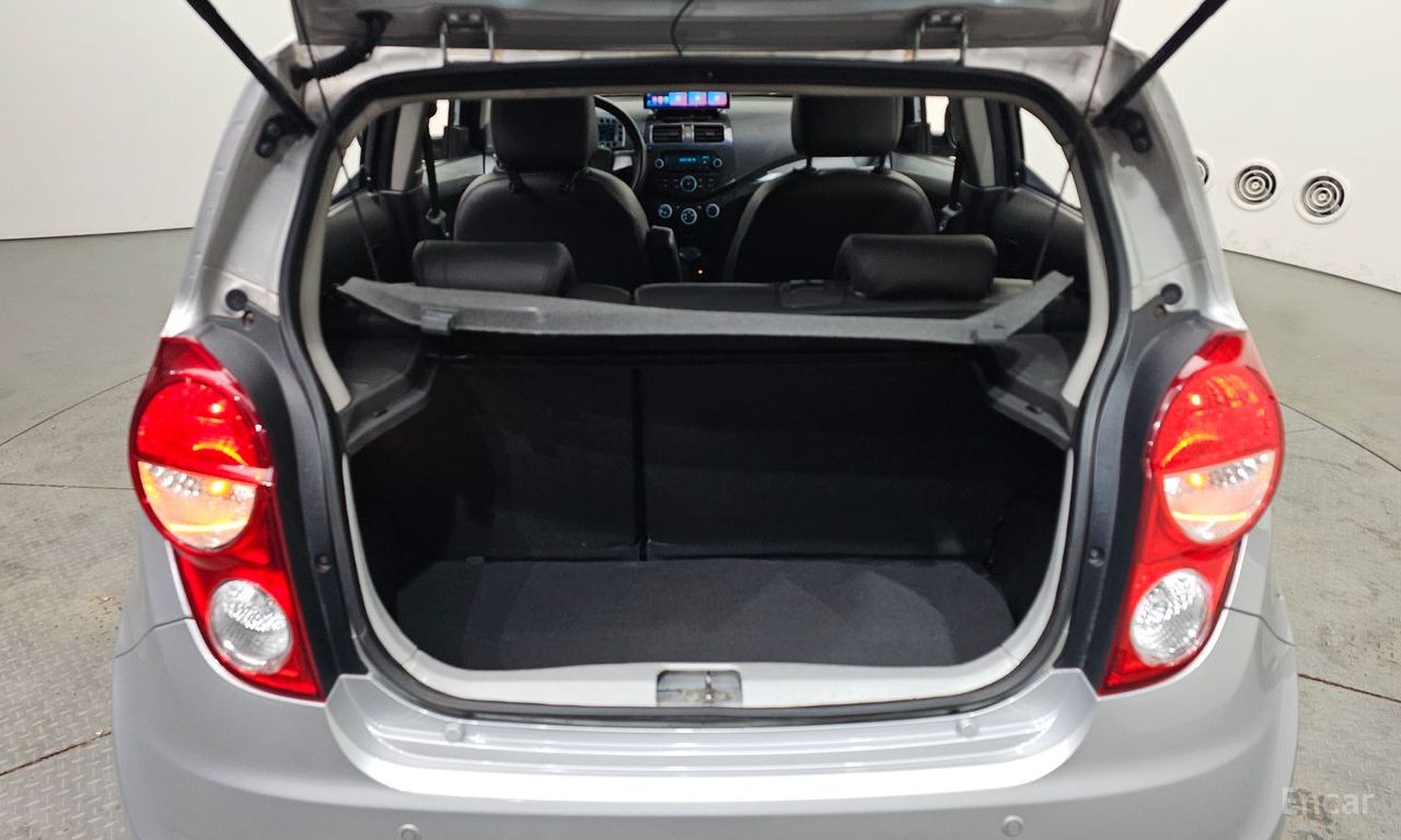 Chevrolet (GM Daewoo) Spark LT 2013