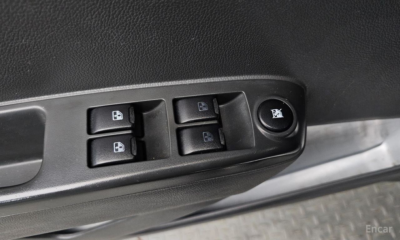 Chevrolet (GM Daewoo) Spark LT 2013