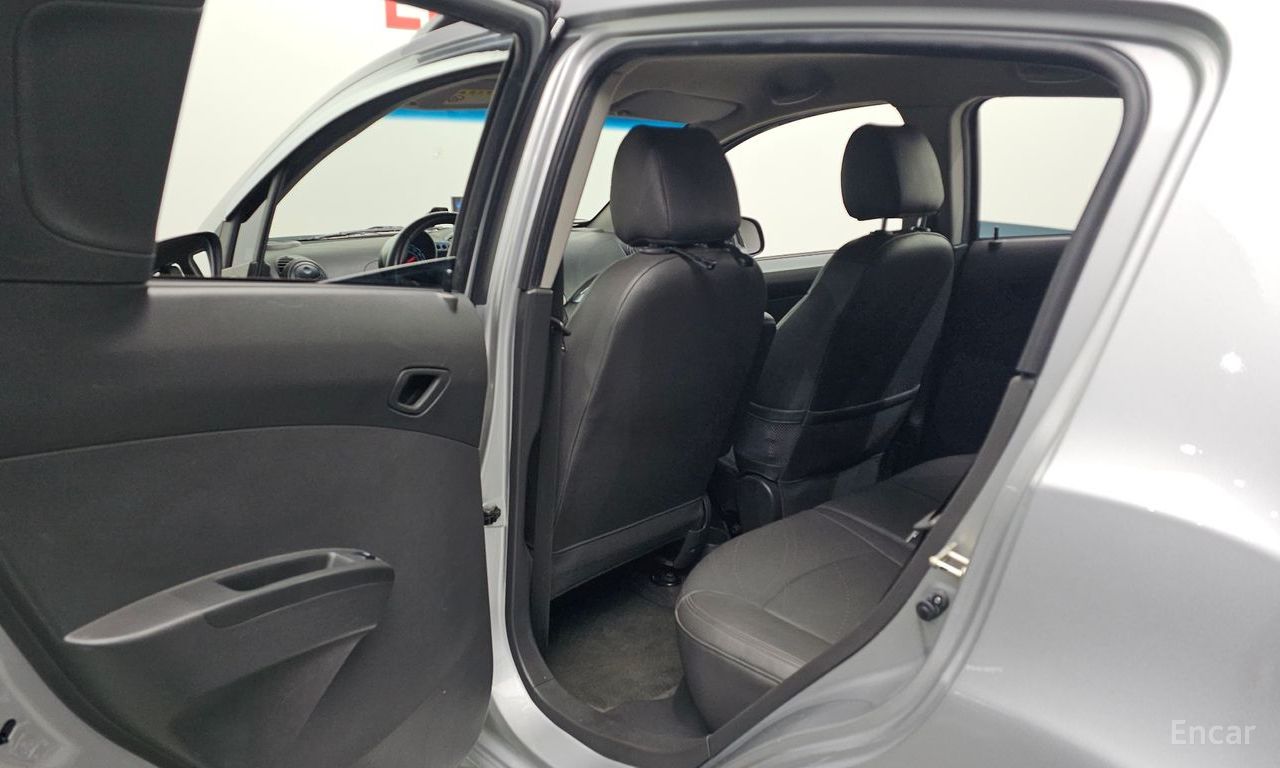 Chevrolet (GM Daewoo) Spark LT 2013