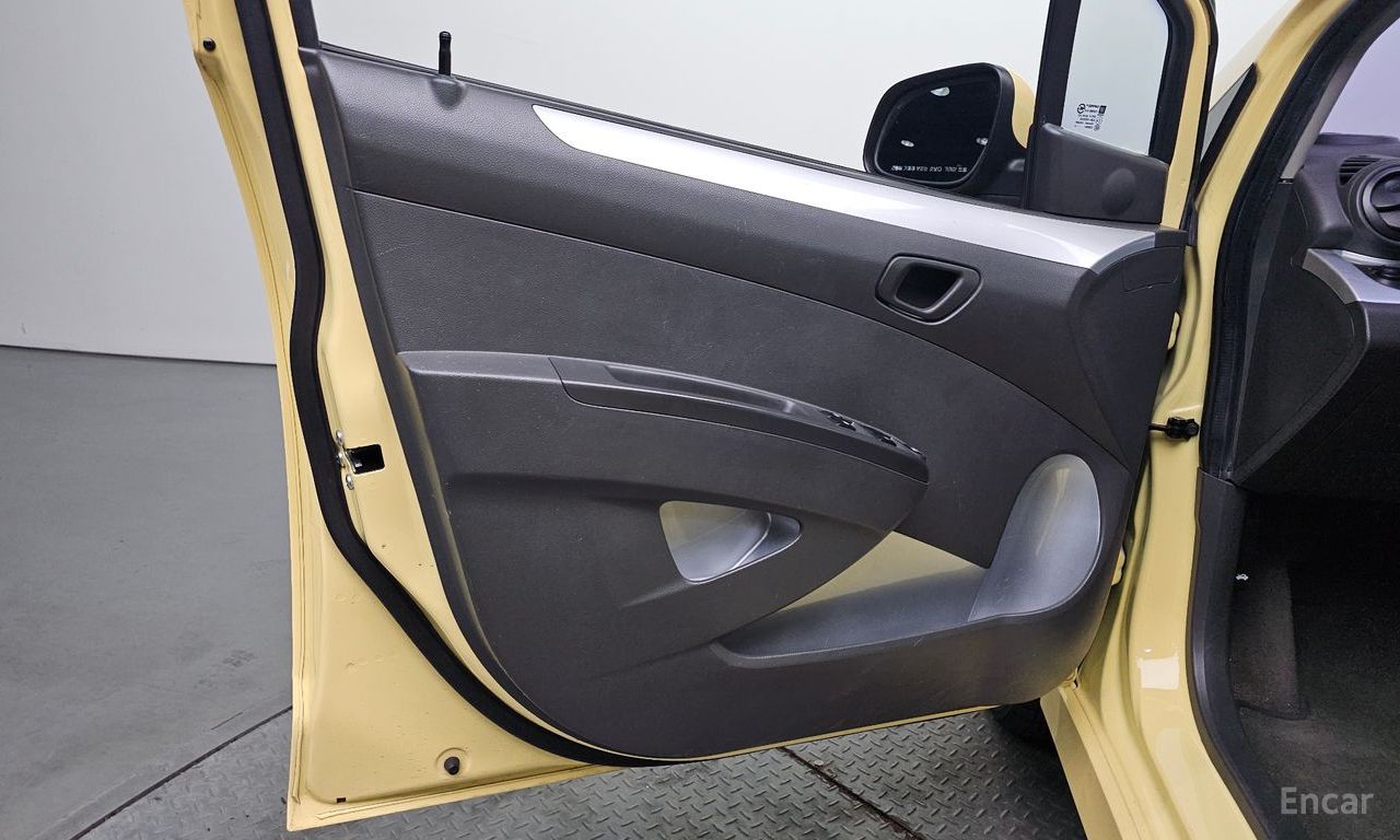 Chevrolet (GM Daewoo) Spark LT 2013