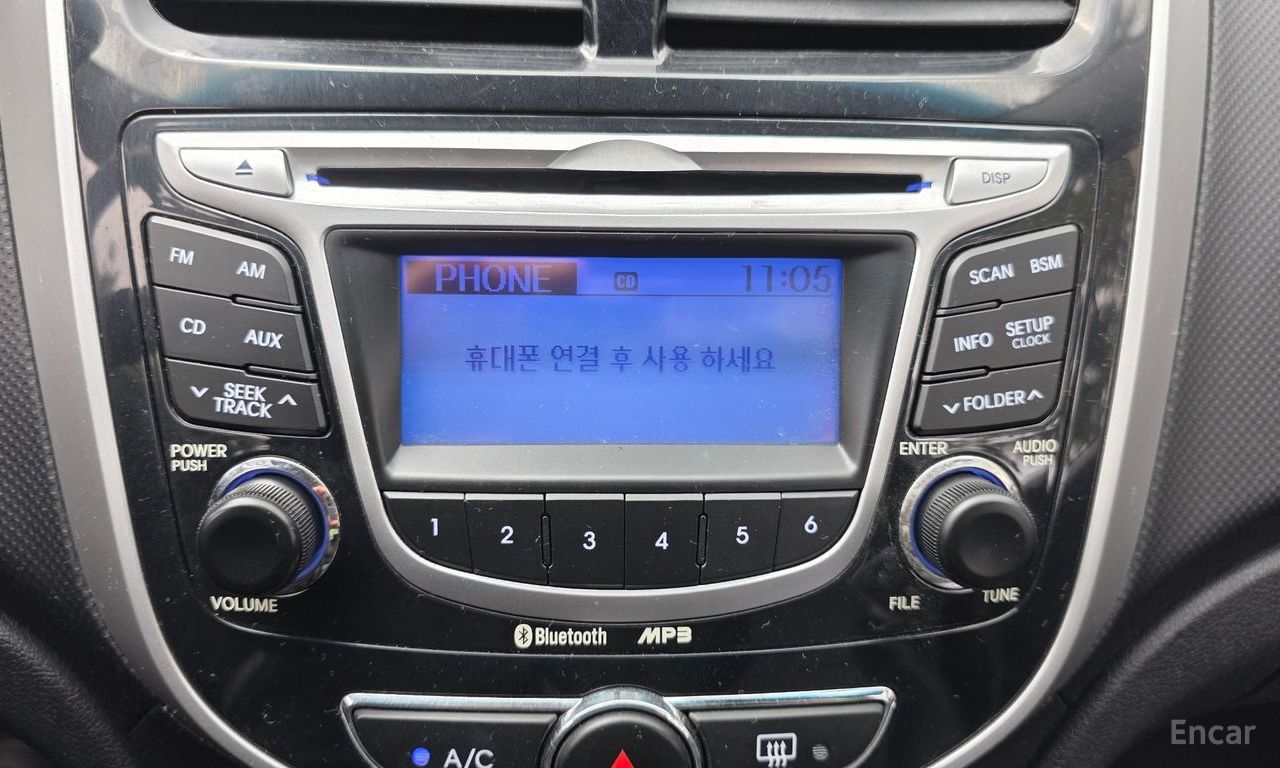 Hyundai Accent (New) 1.4 VVT Premier 2011