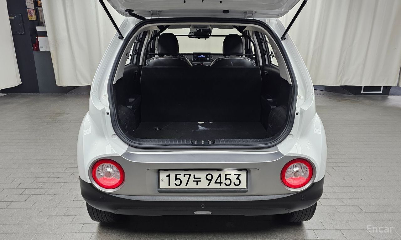 Hyundai Casper Van 2023