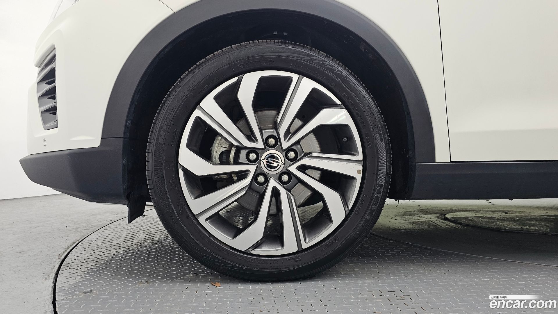 KG Mobility TIBOLI Gasoline 1.5 2WD 2021