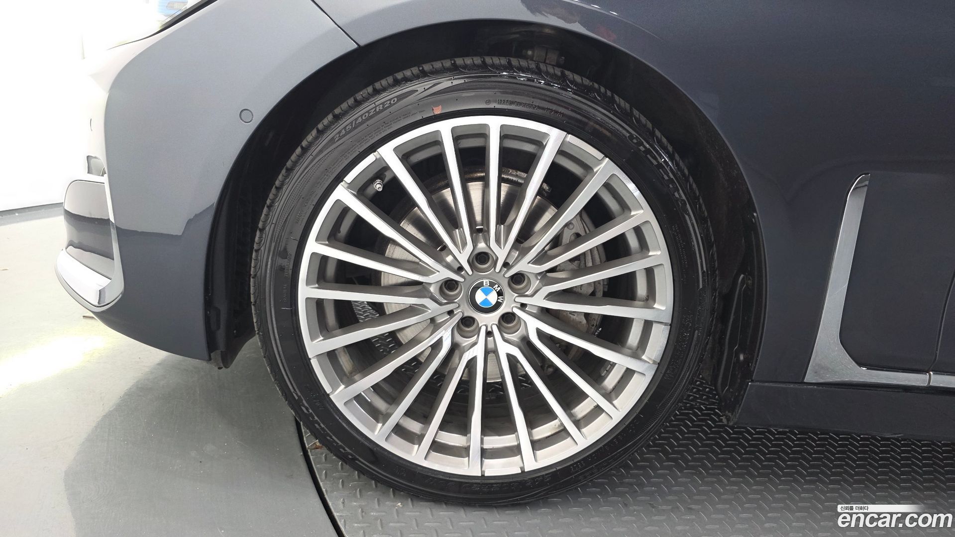 BMW 7-Series 740Li xDrive Design Pure Excellence 2019