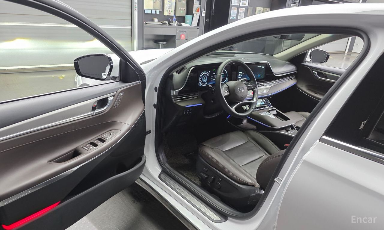 Hyundai The New Grandeur IG 3.0 LPi (Rental Car) 2023