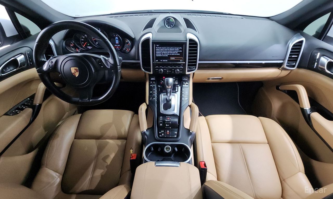 Porsche New Cayenne 3.0 Diesel Platinum Edition 2014