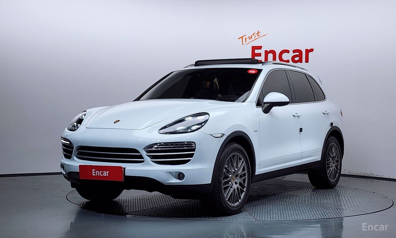 Porsche New Cayenne 3.0 Diesel Platinum Edition 2014