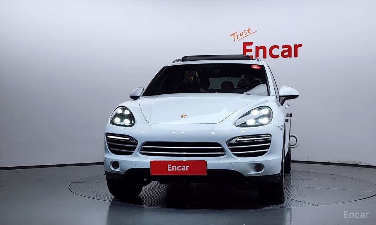 Porsche New Cayenne 3.0 Diesel Platinum Edition 2014