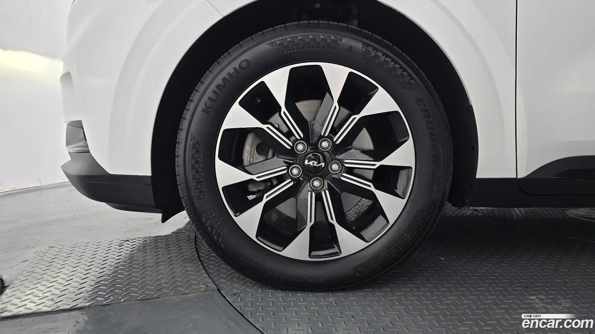 Kia Canival Gasoline 9-Seater Noblesse 2020