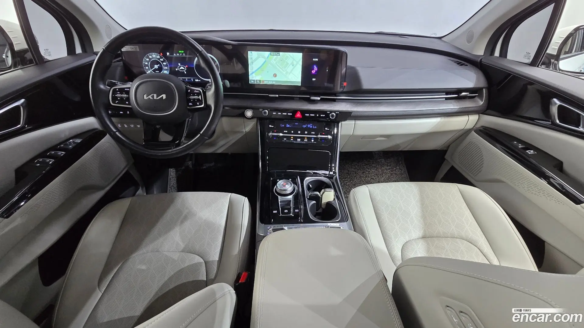 Kia Canival Gasoline 9-Seater Noblesse 2020