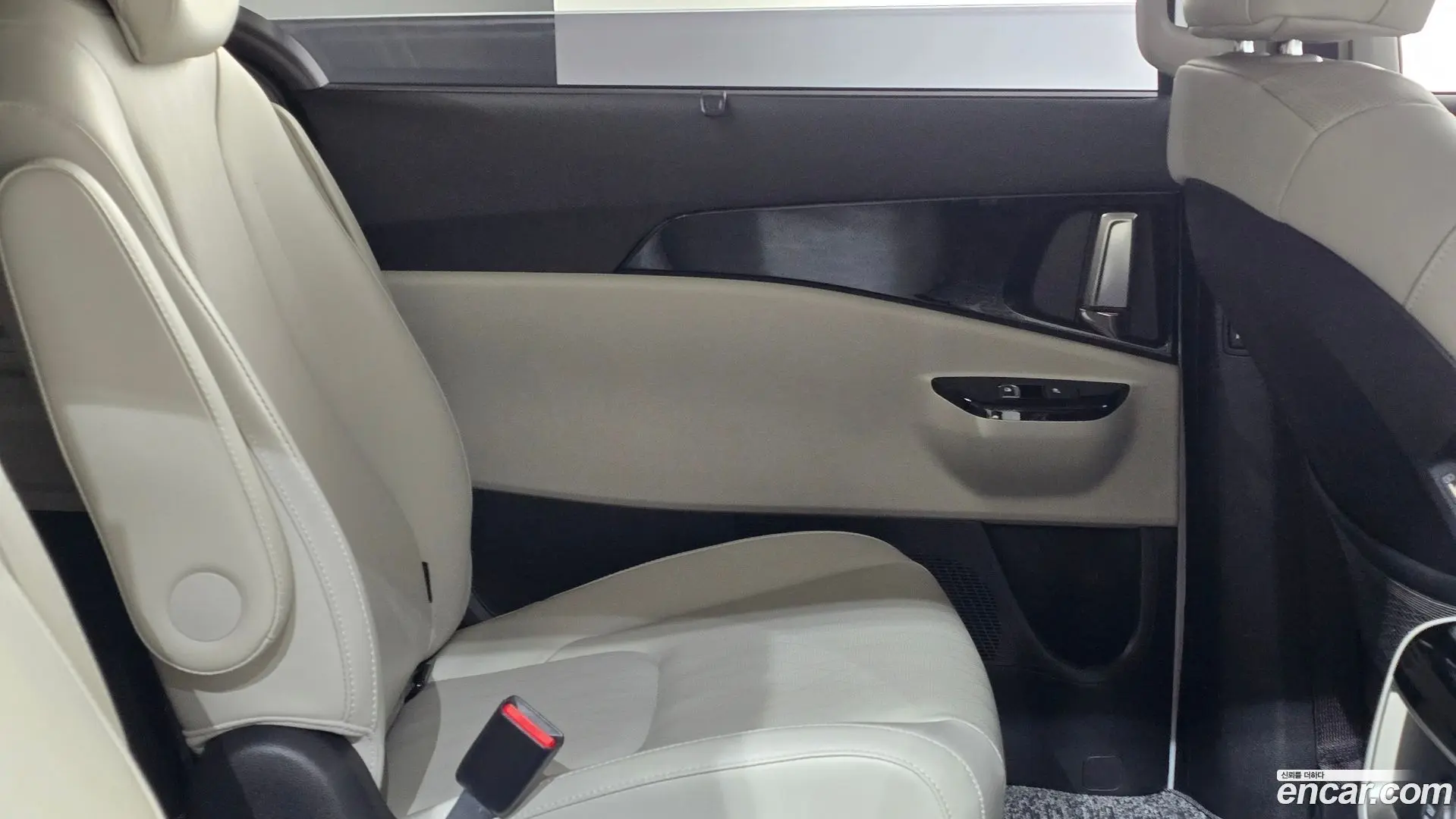 Kia Canival Gasoline 9-Seater Noblesse 2020