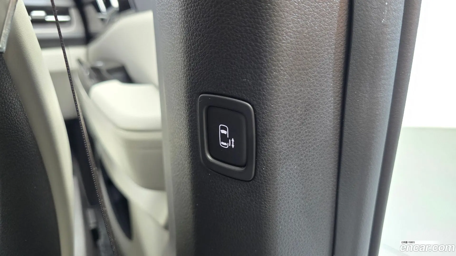 Kia Canival Gasoline 9-Seater Noblesse 2020