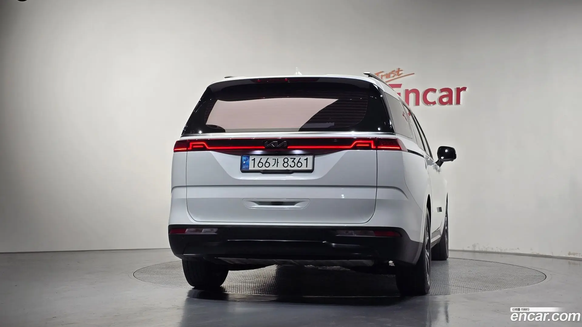Kia Canival Gasoline 9-Seater Noblesse 2020