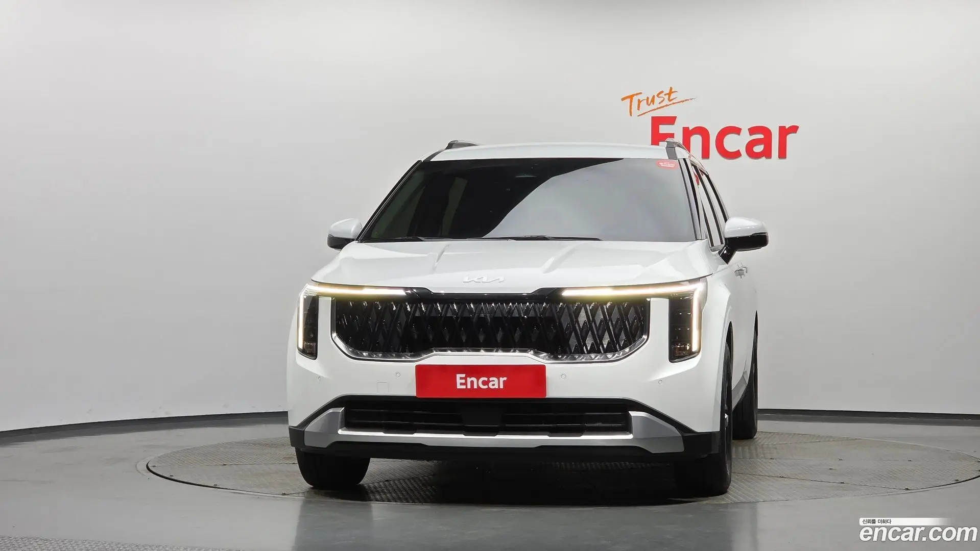 Kia Canival Diesel 9-Seater Prestige
