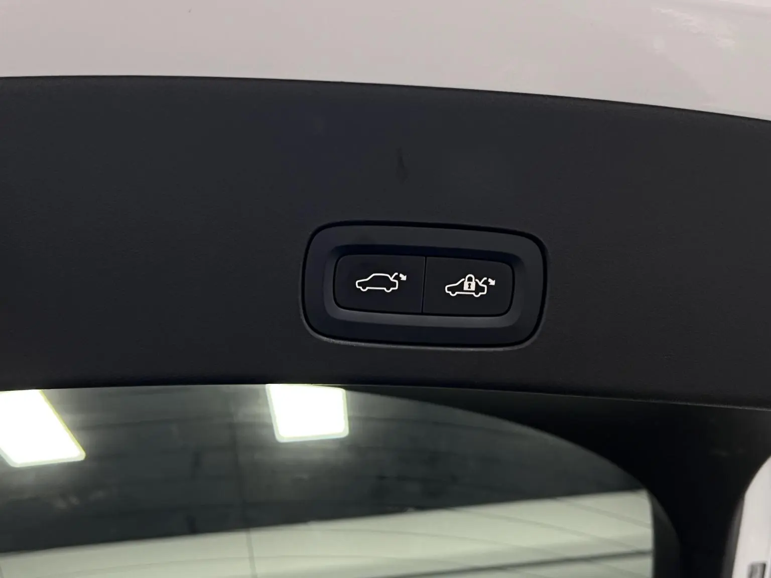 Lynk & Co 05 2022 2.0TD 2WD Shine Halo
