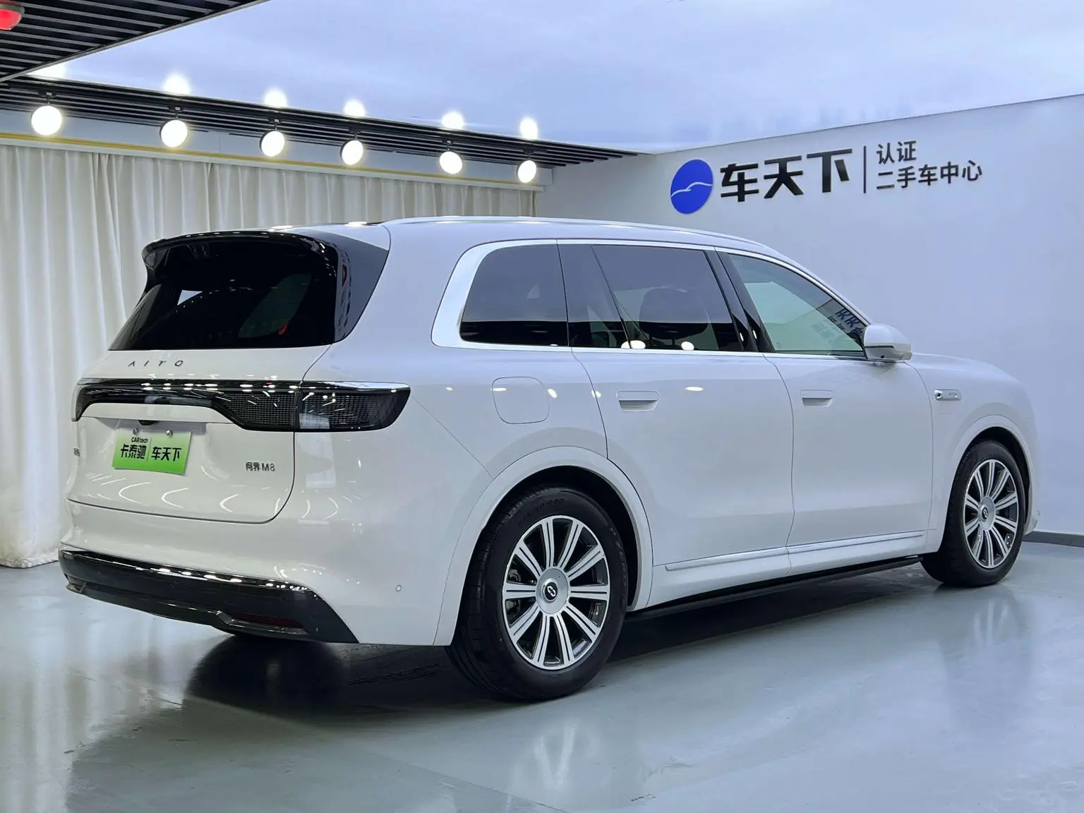 AITO AITO AITO M8 2025 EREV Max+ 5 seat 4WD (192 LiDAR )