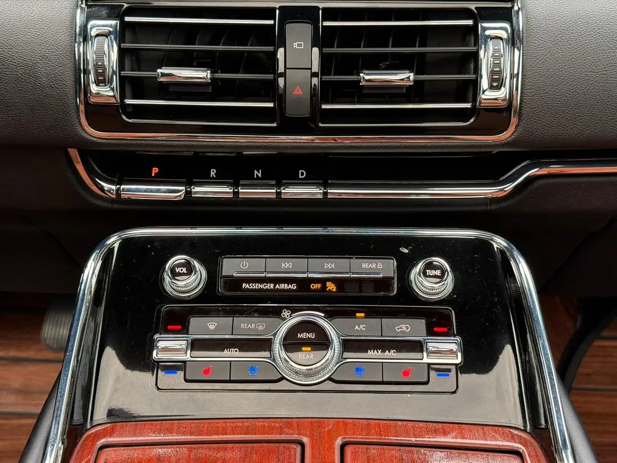 Lincoln 2020 3.5T Premium Shine