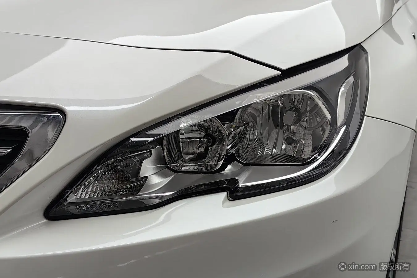 Peugeot 408 2018 350THP Auto Luxury
